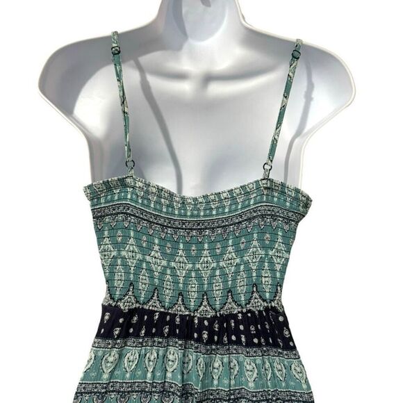 Pink Republic Smocked-Back Woven Maxi Dress Patterned Juniors Size Medium - Picture 5 of 9